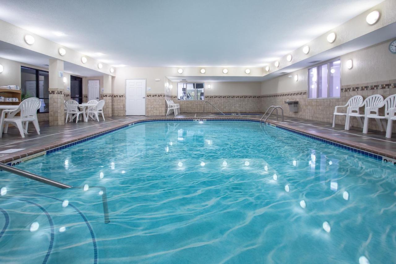 Holiday Inn Express Hotel & Suites Fort Collins By Ihg Kültér fotó