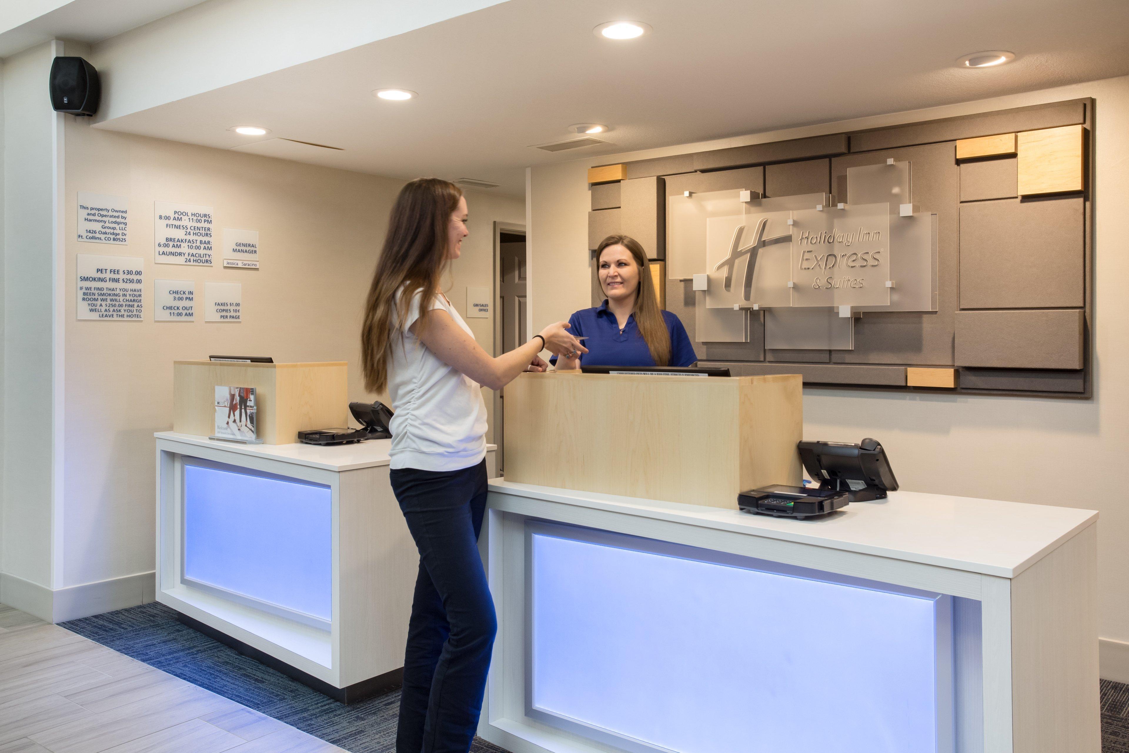 Holiday Inn Express Hotel & Suites Fort Collins By Ihg Kültér fotó