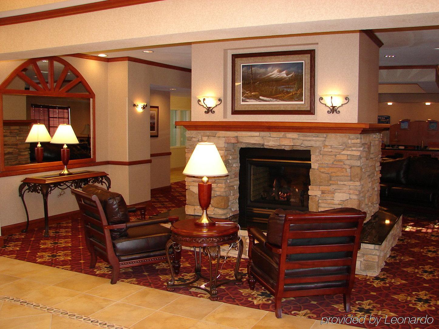 Holiday Inn Express Hotel & Suites Fort Collins By Ihg Beltér fotó