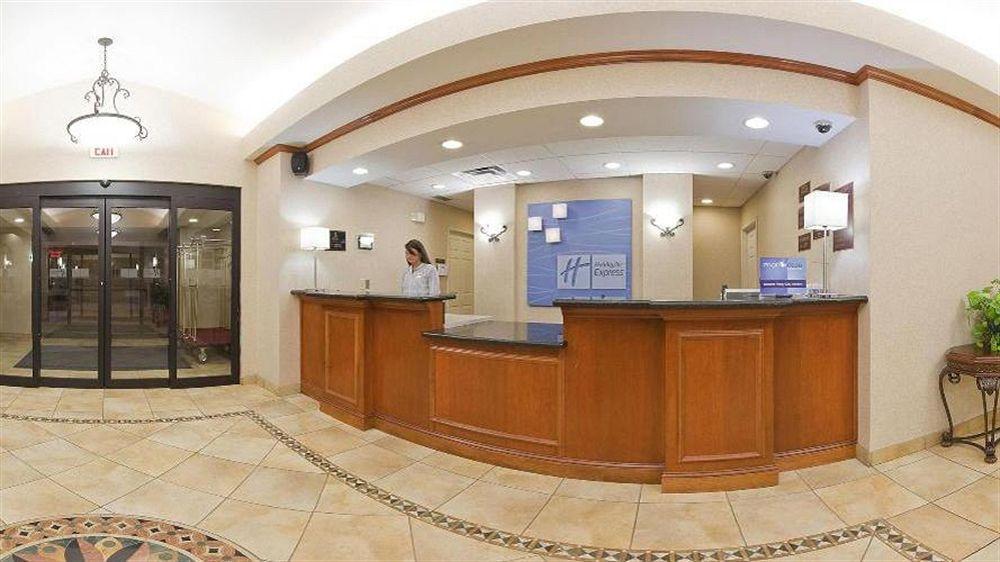 Holiday Inn Express Hotel & Suites Fort Collins By Ihg Kültér fotó