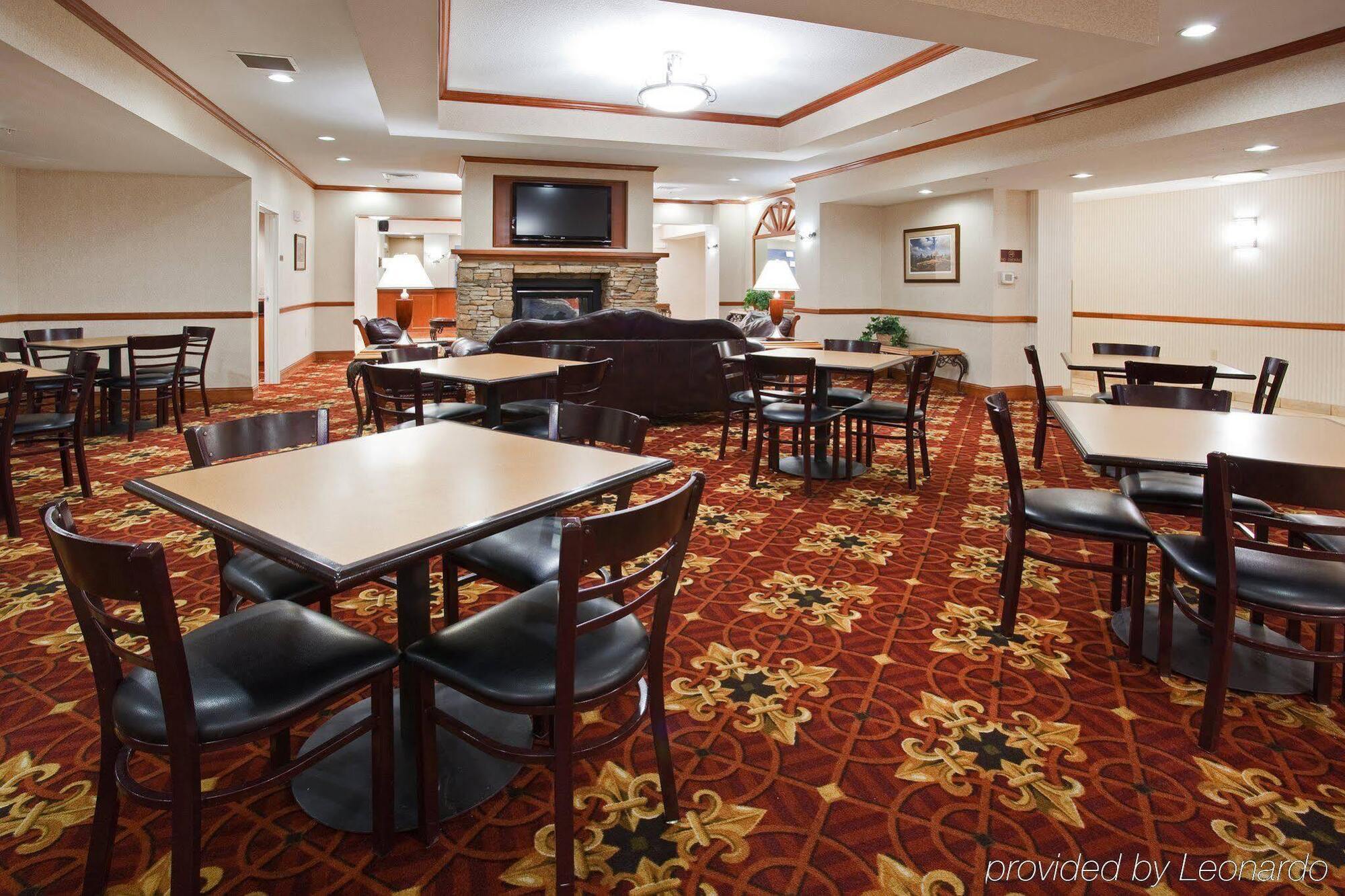 Holiday Inn Express Hotel & Suites Fort Collins By Ihg Kültér fotó